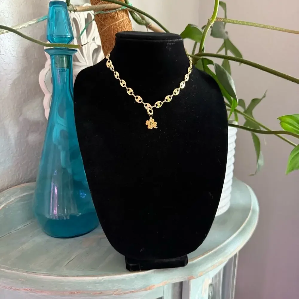 Lucky Brand shamrock tone lucky